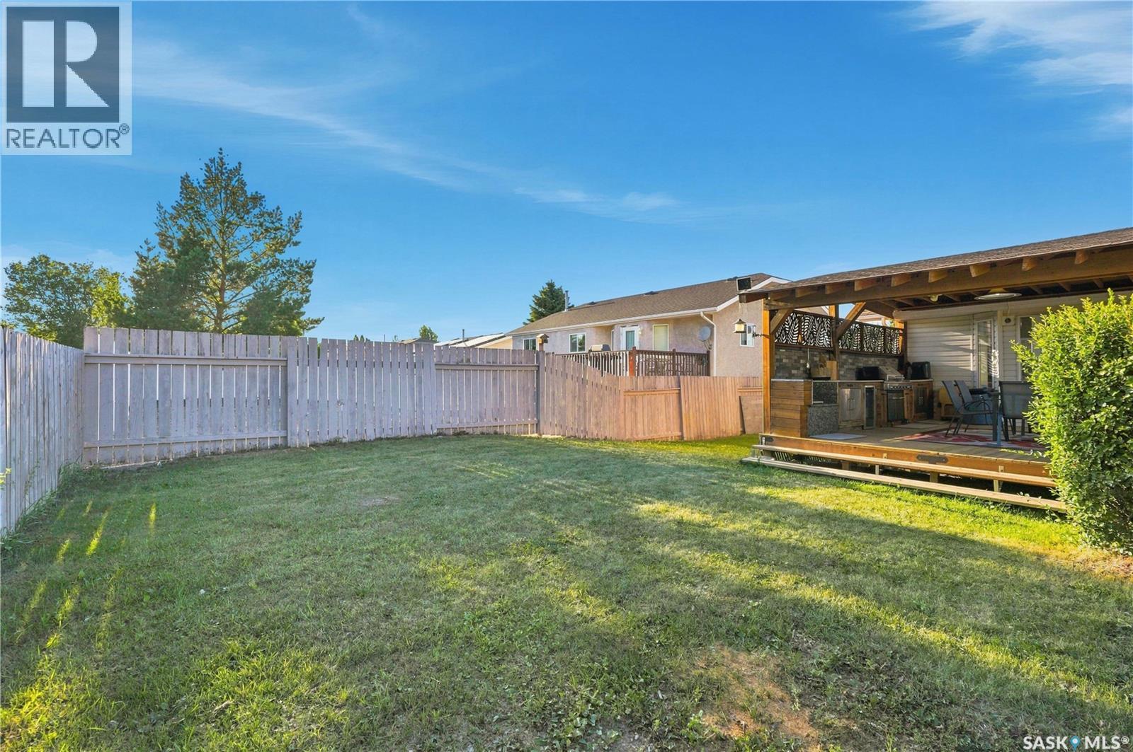 107 Hall Crescent Property Photo 58