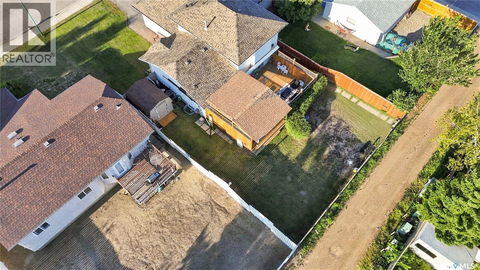 107 Hall Crescent Property Photo 63
