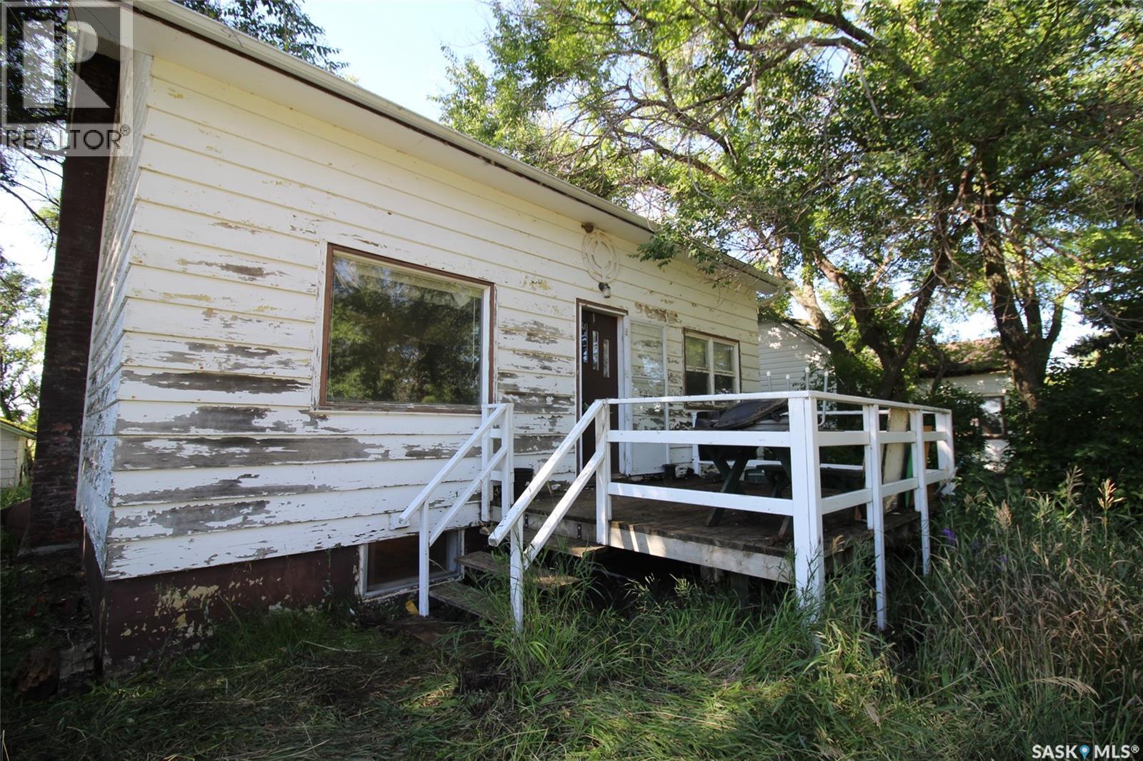 810 2nd Avenue Property Photo 1