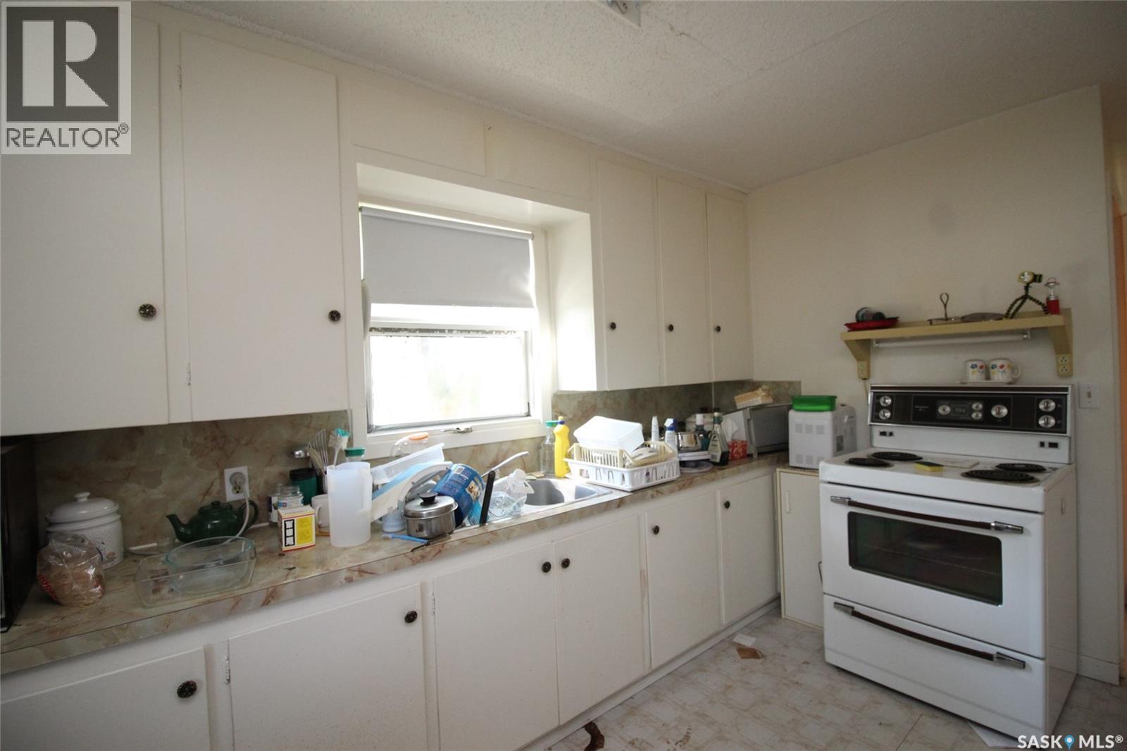 810 2nd Avenue Property Photo 7