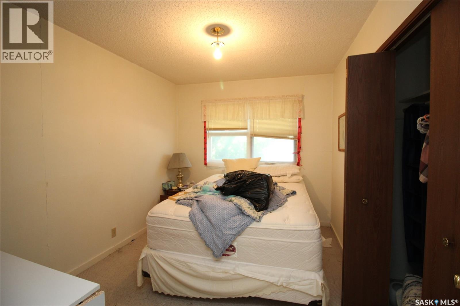 810 2nd Avenue Property Photo 12