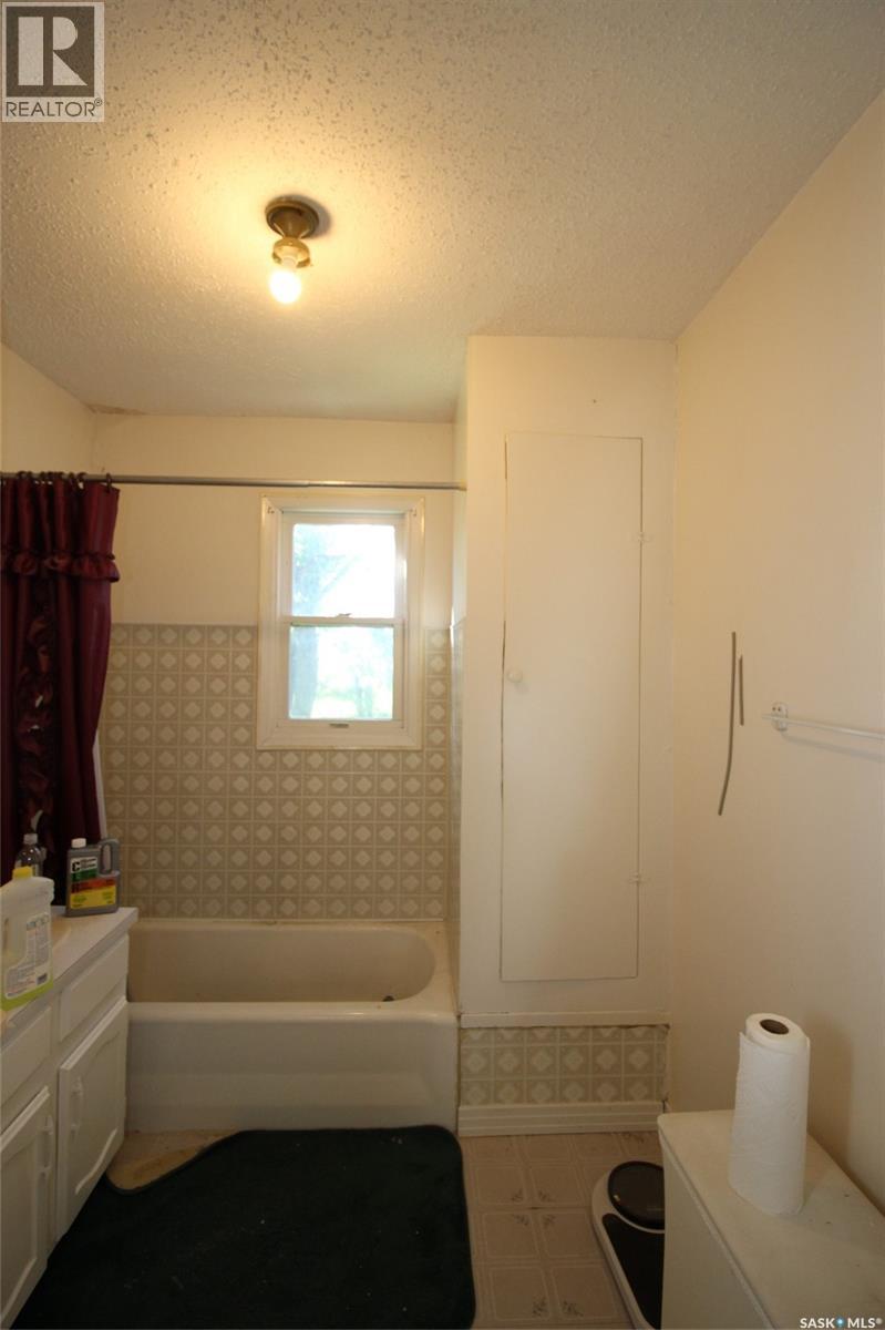 810 2nd Avenue Property Photo 16