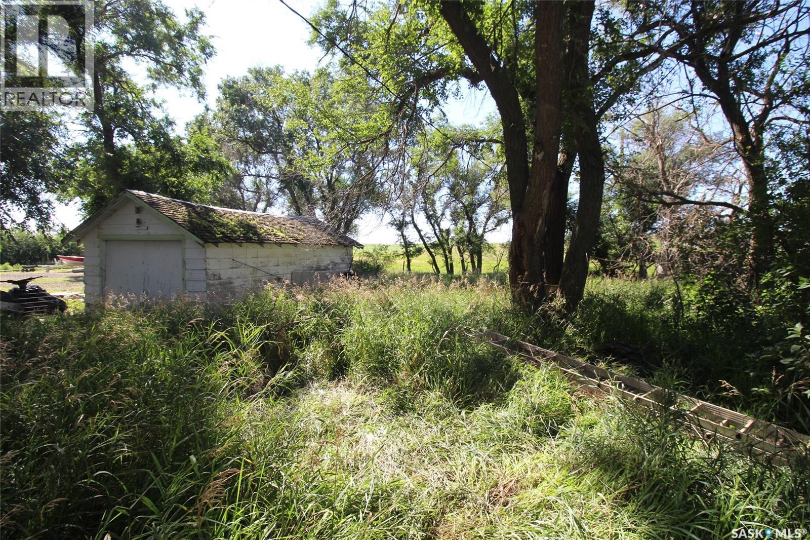 810 2nd Avenue Property Photo 30