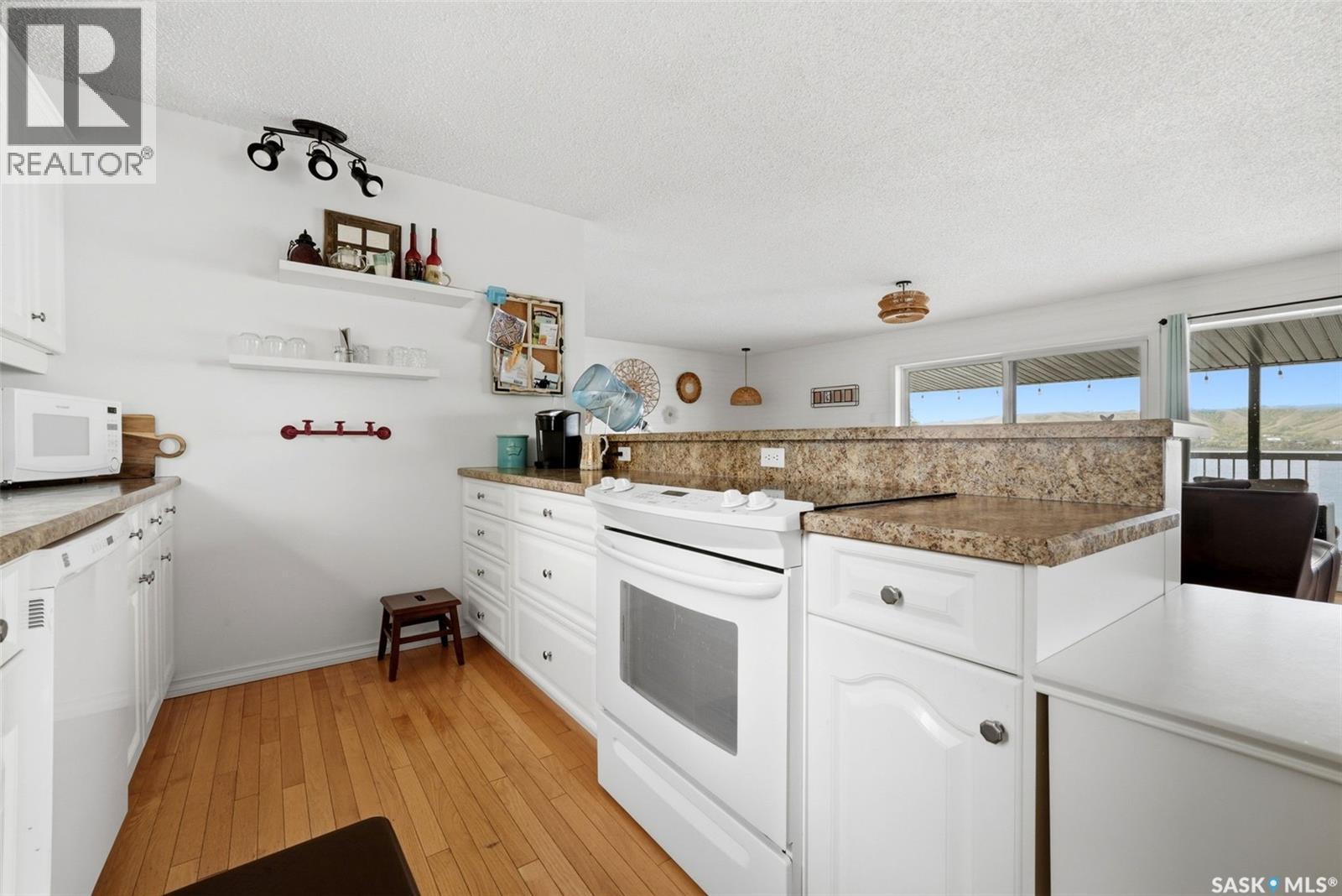 46 Bartlett Place Property Photo 14