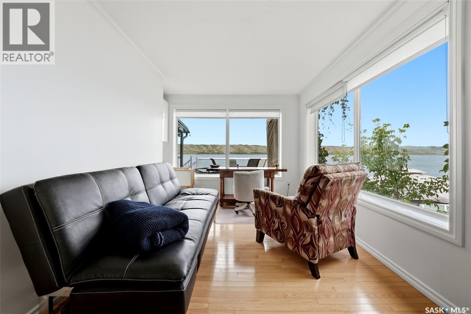 46 Bartlett Place Property Photo 16