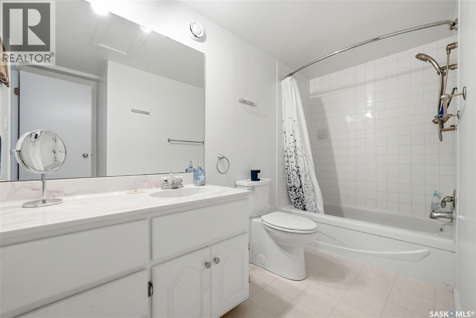 46 Bartlett Place Property Photo 35