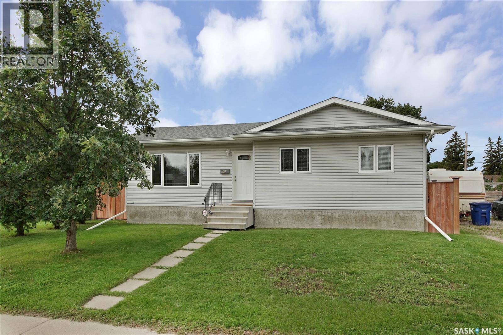 42a 5th Avenue N Property Photo 1