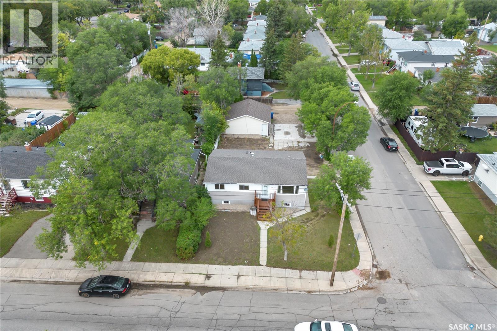 4800 4th Avenue Property Photo 1