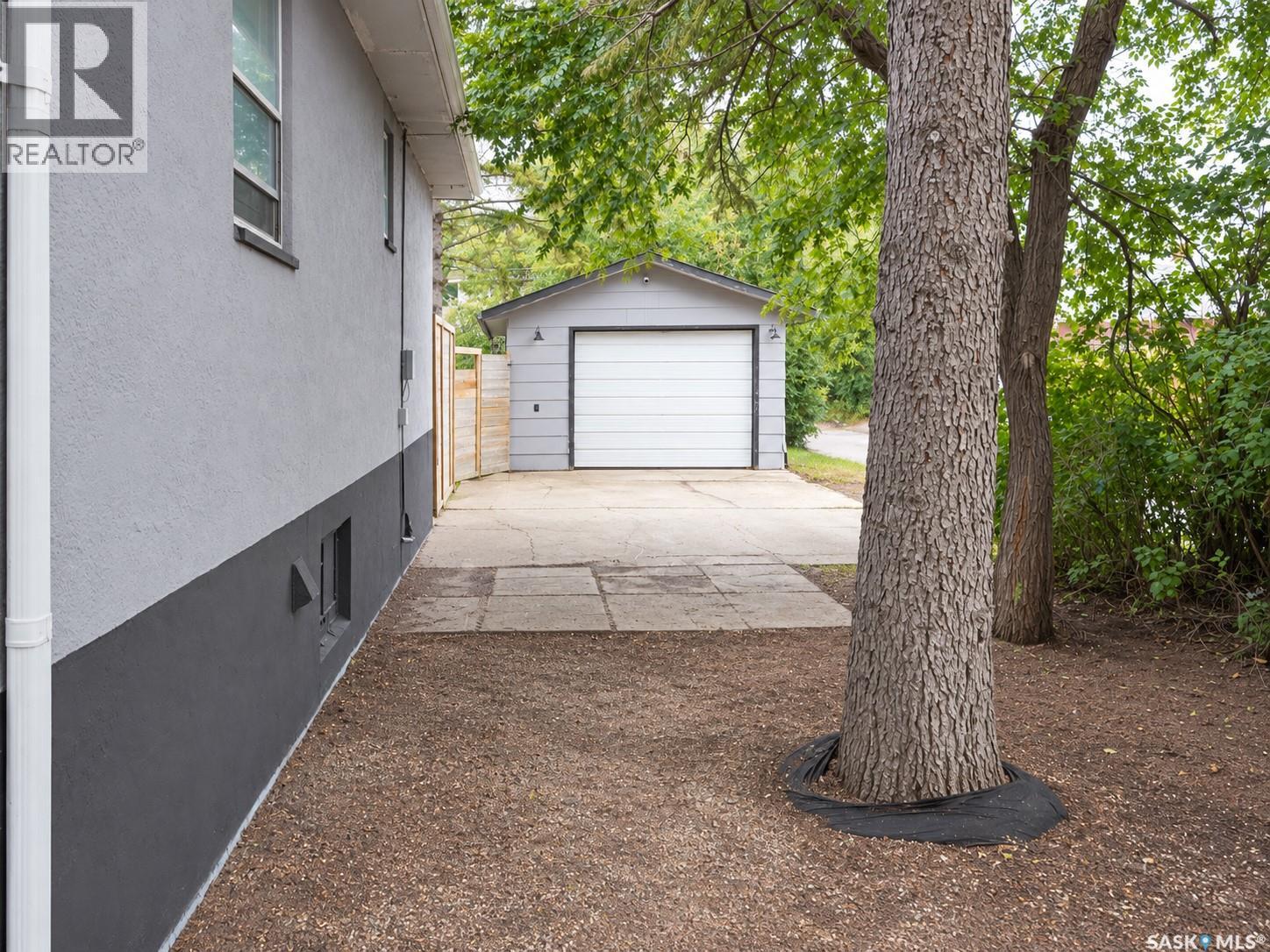 1424 Forget Street Property Photo 32