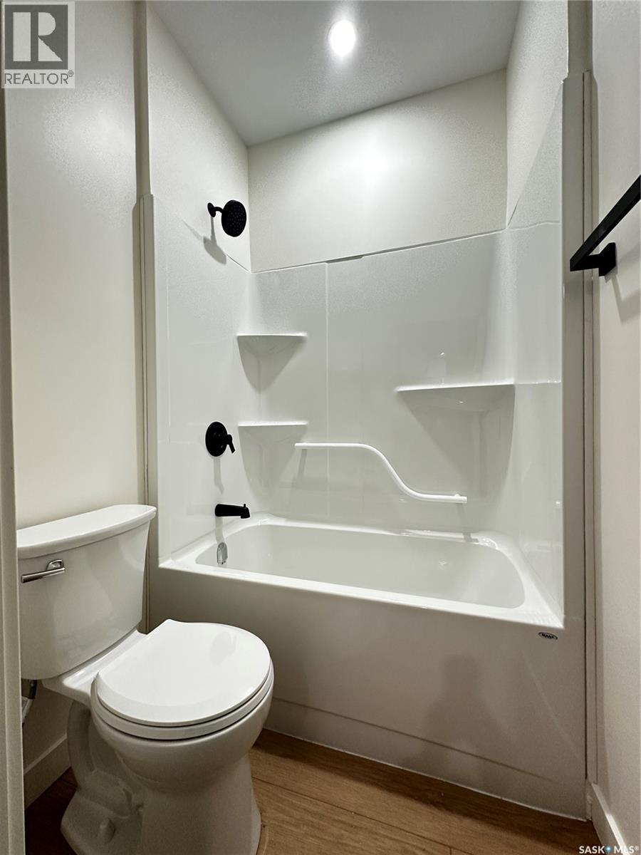 109 7th Street Property Photo 10