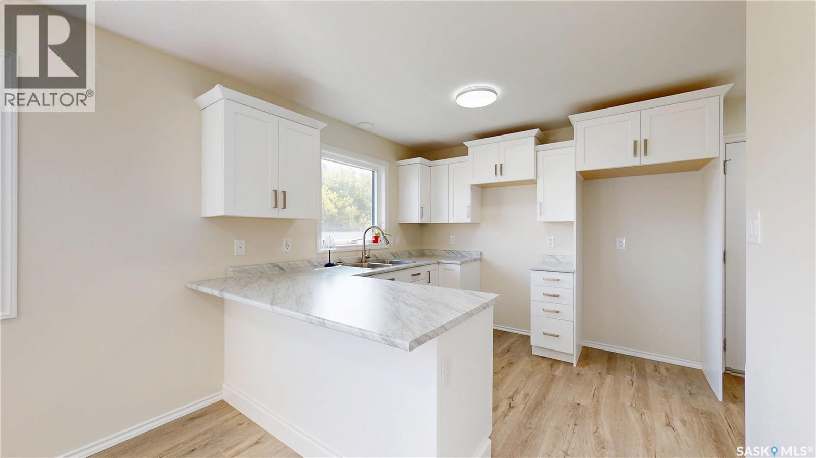 511 1st Avenue Property Photo 14