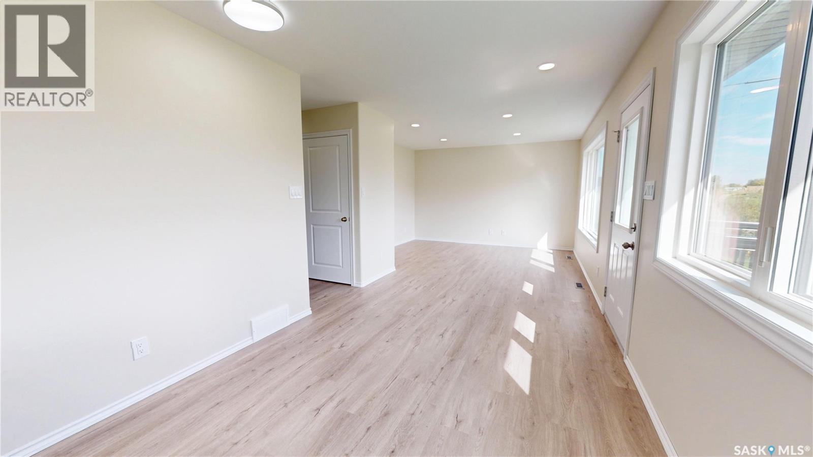 511 1st Avenue Property Photo 16