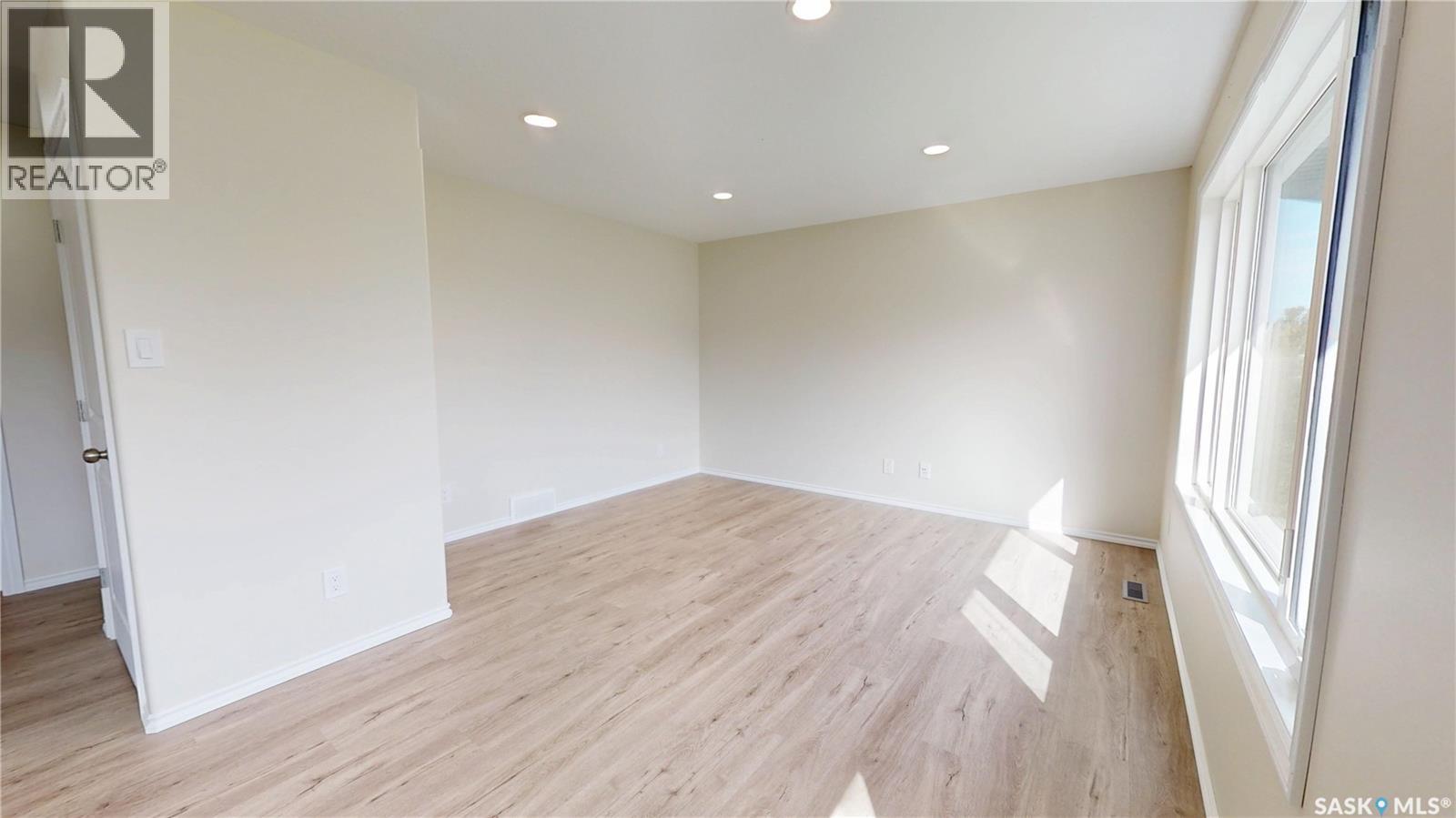511 1st Avenue Property Photo 17