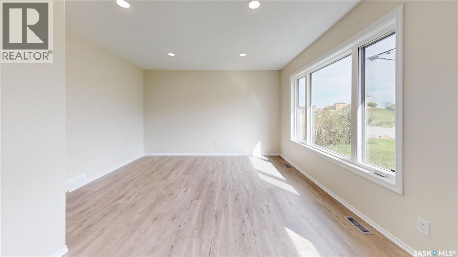 511 1st Avenue Property Photo 30
