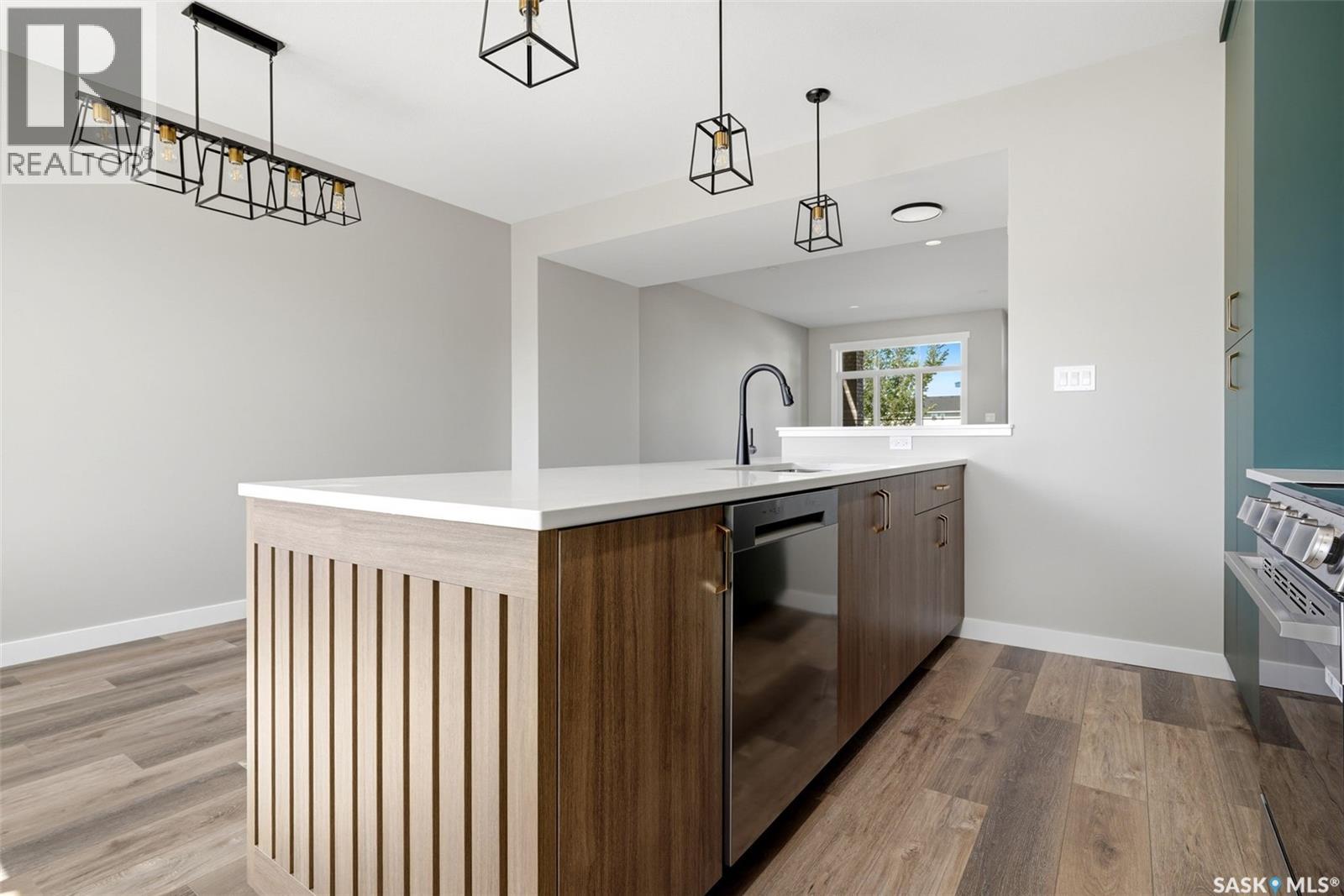 7661 Walsh Avenue Property Photo 10