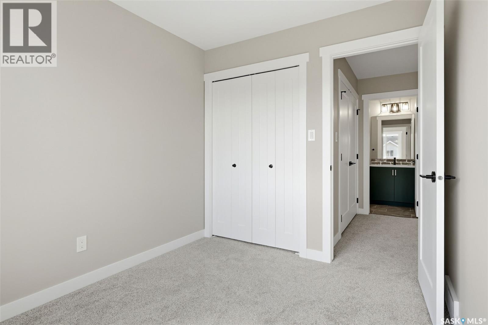 7661 Walsh Avenue Property Photo 28