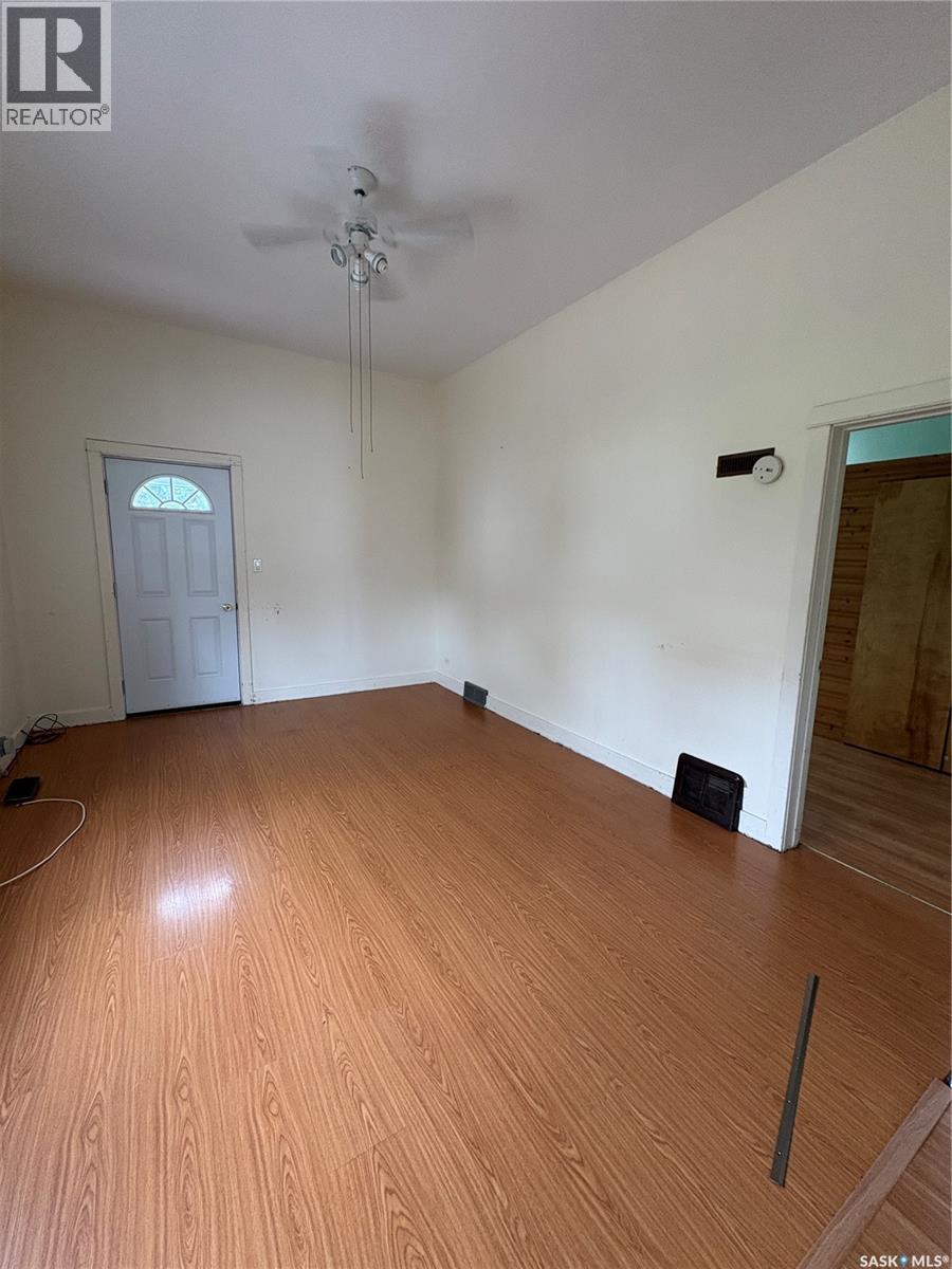 111 4th Avenue W Property Photo 13