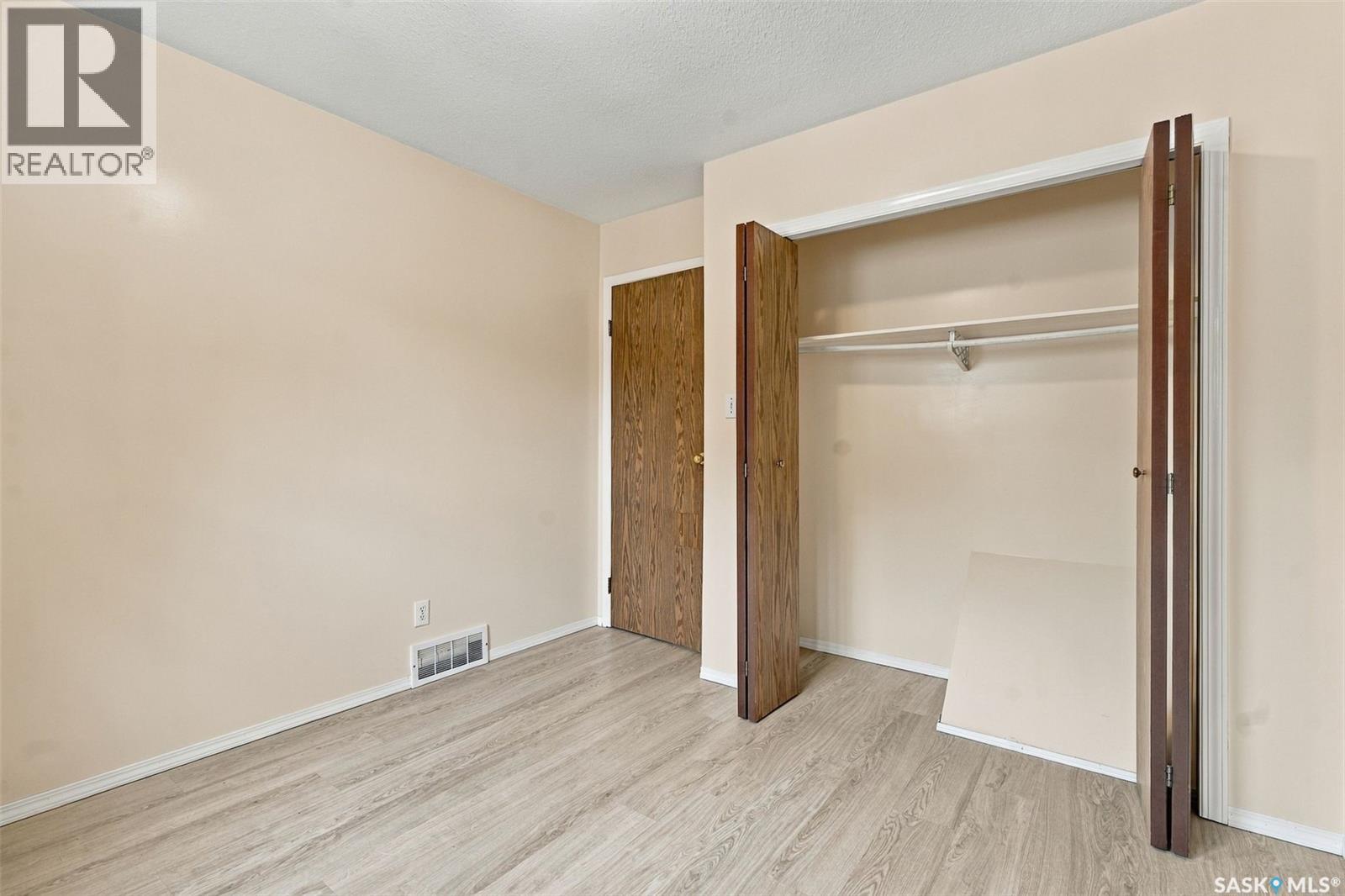 116a 1st Street E Property Photo 17