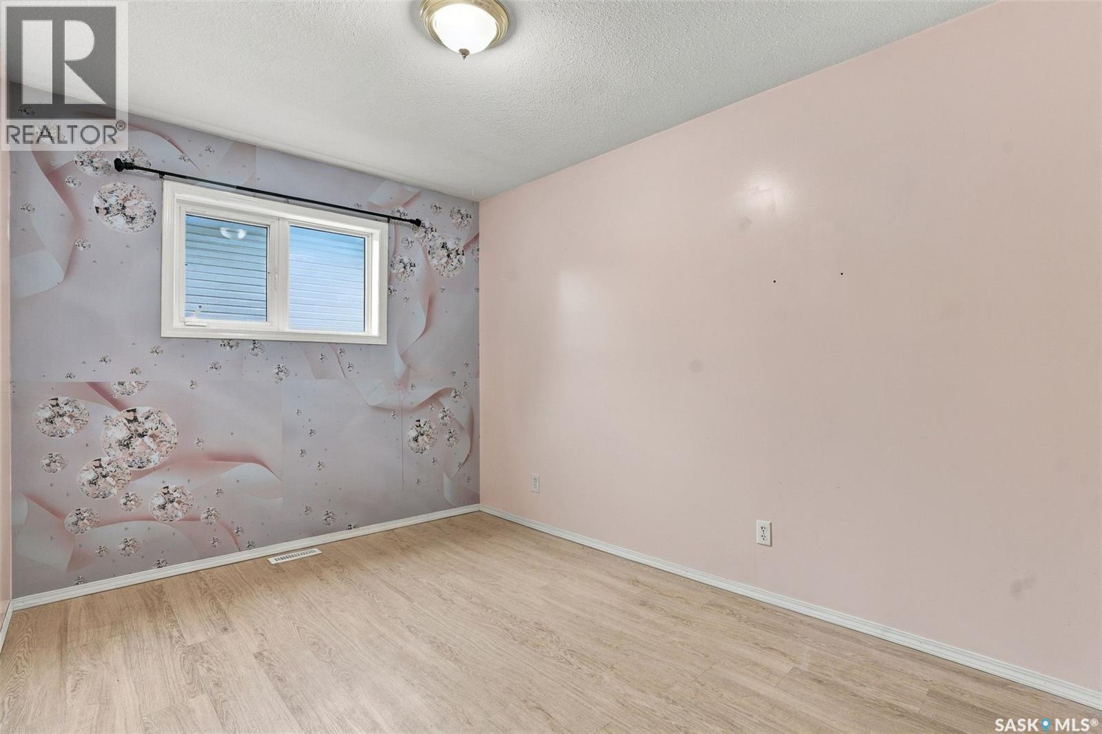 116a 1st Street E Property Photo 18