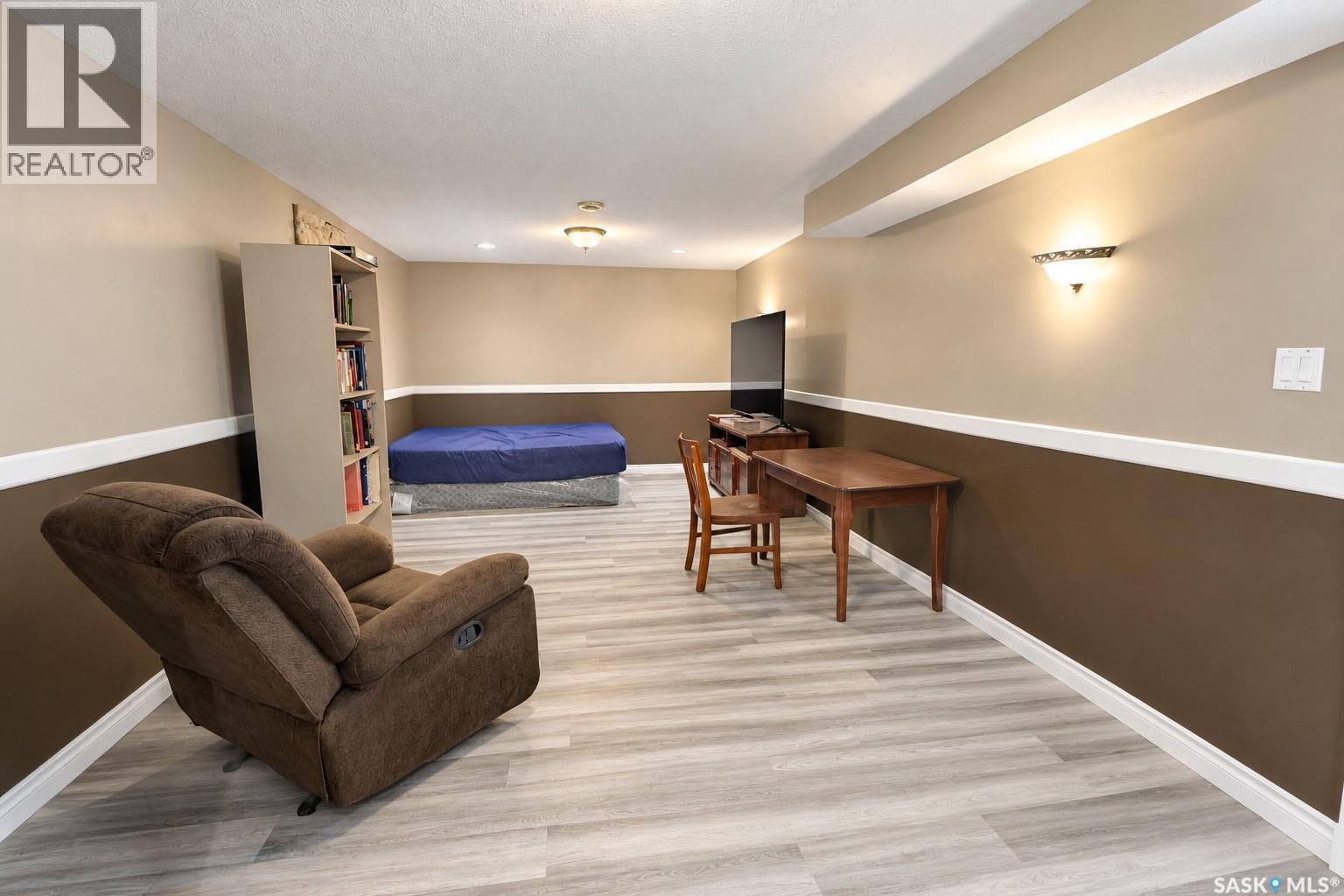 1399 6th Street E Property Photo 16