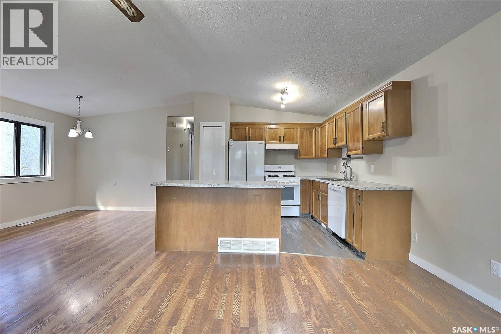 7126 Dalgliesh Drive Property Photo 6