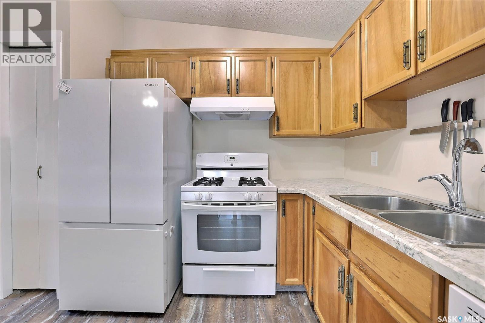 7126 Dalgliesh Drive Property Photo 10