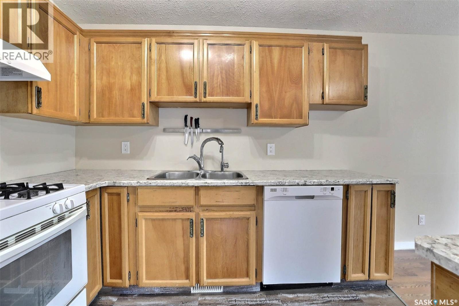 7126 Dalgliesh Drive Property Photo 11
