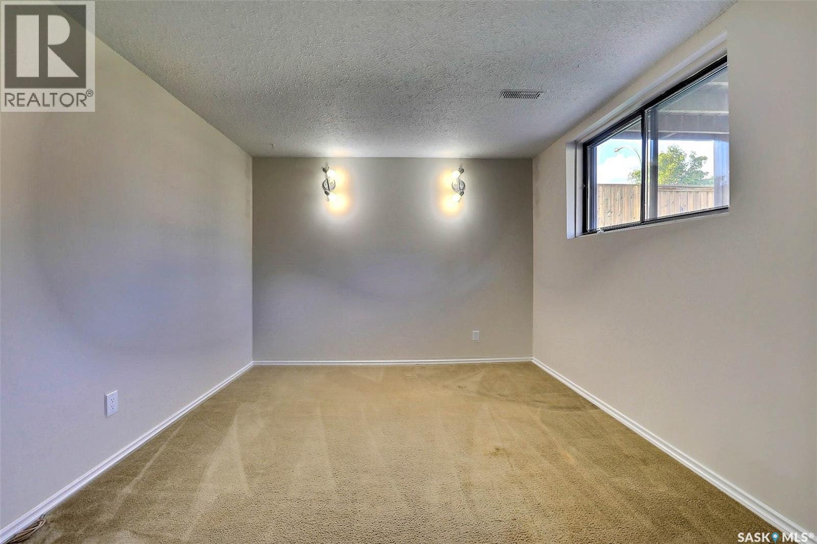 7126 Dalgliesh Drive Property Photo 25
