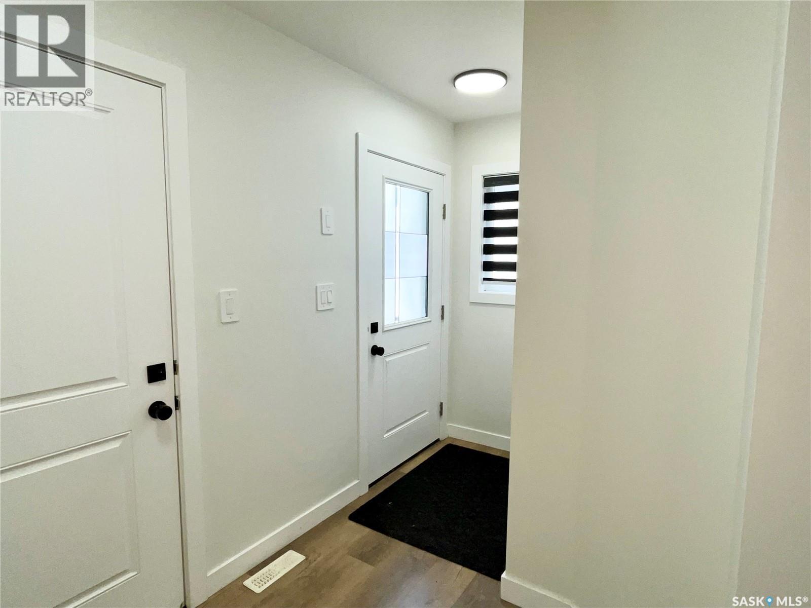 222 Nightingale Road Property Photo 3