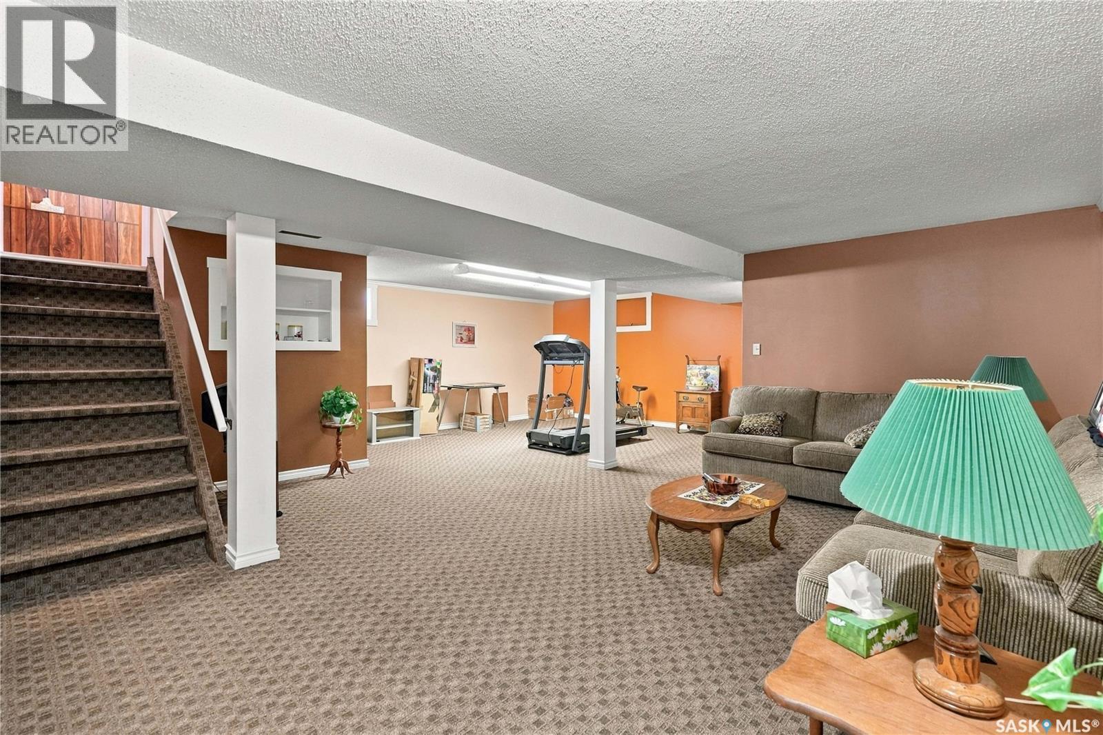 103 Dianne Street Property Photo 32
