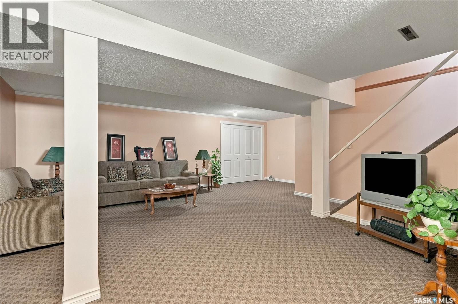 103 Dianne Street Property Photo 35