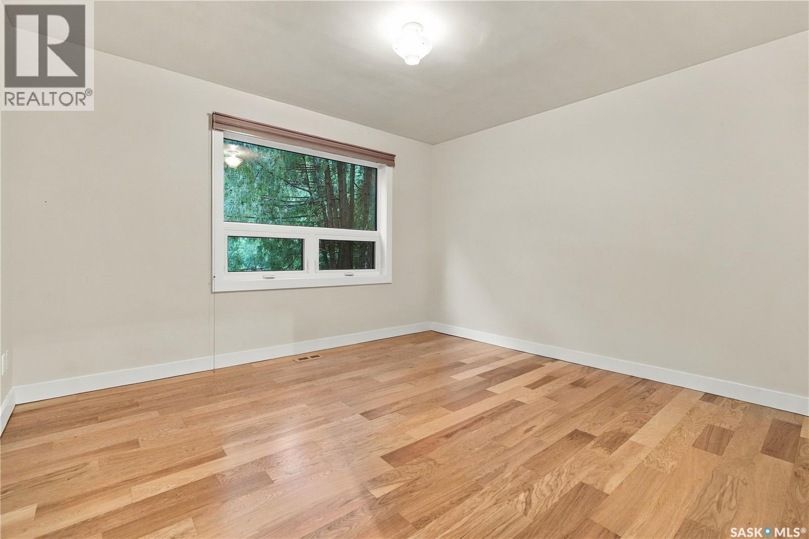 3231 Robinson Street Property Photo 13