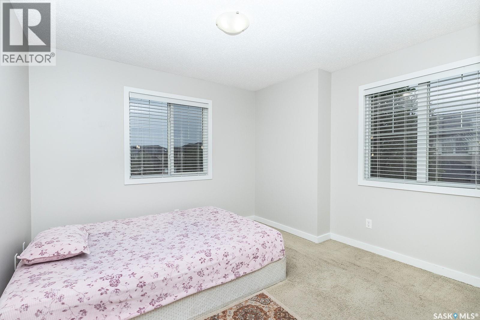 211 410 Ledingham Way Property Photo 12