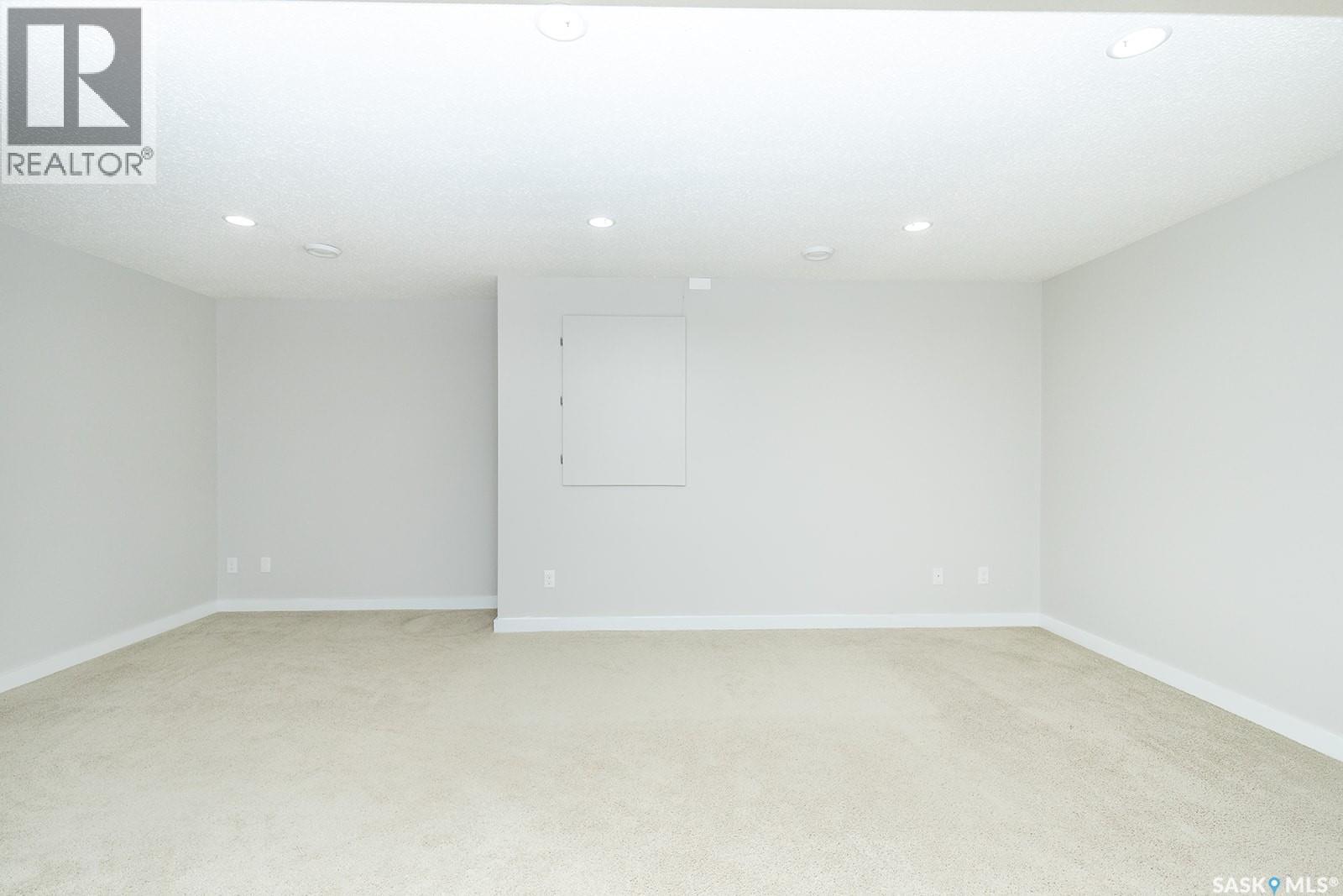 211 410 Ledingham Way Property Photo 21
