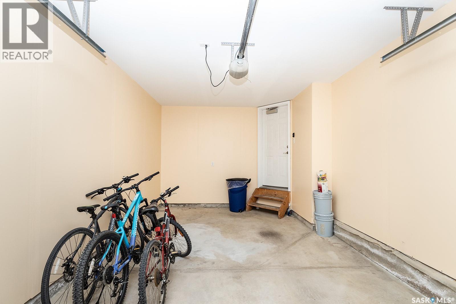 211 410 Ledingham Way Property Photo 28