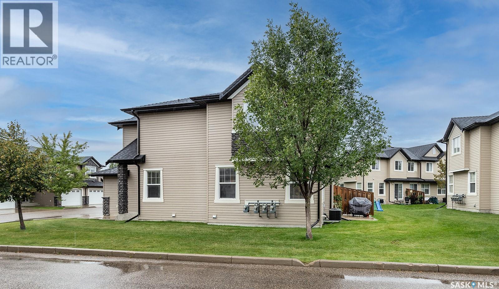 211 410 Ledingham Way Property Photo 30