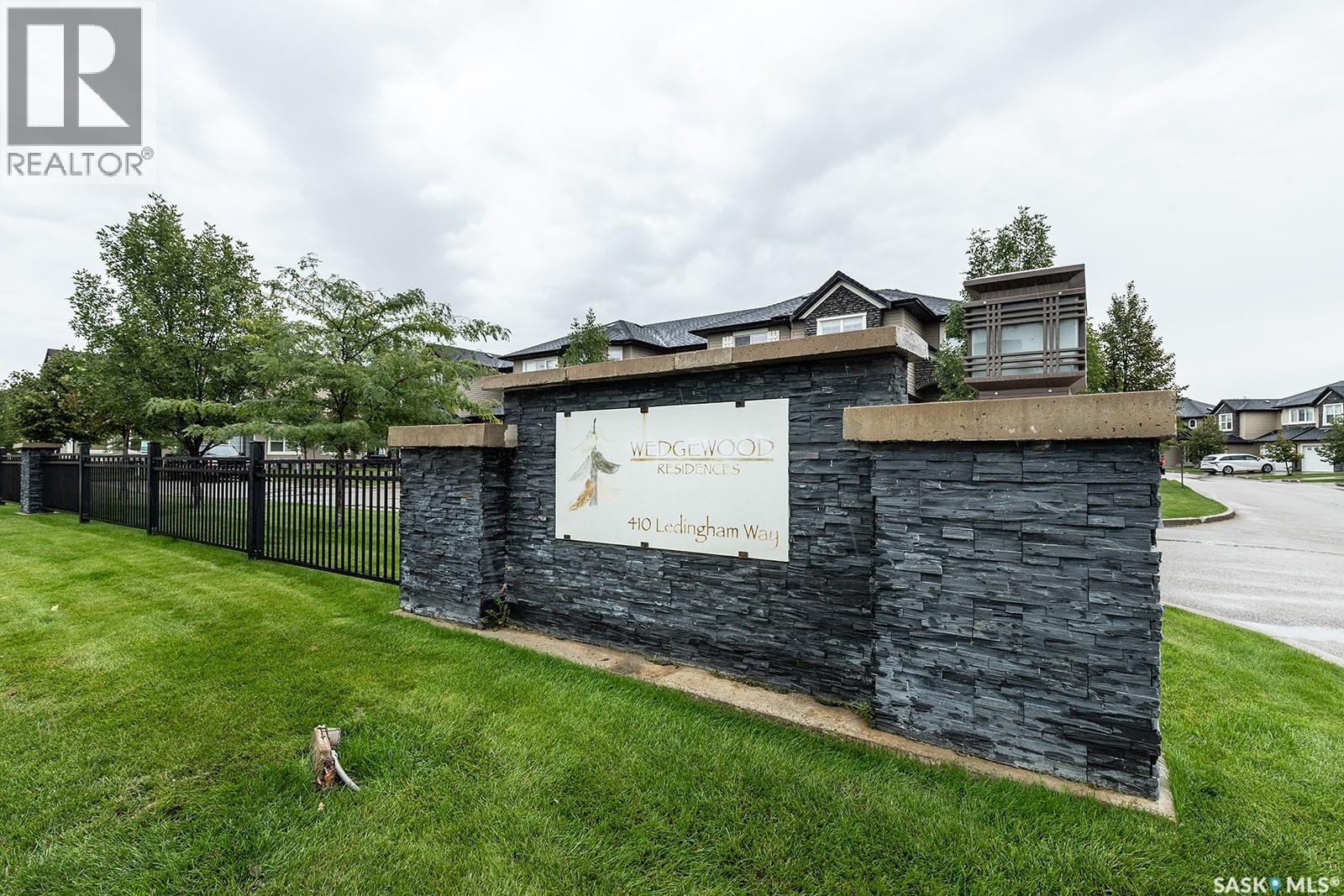 211 410 Ledingham Way Property Photo 32