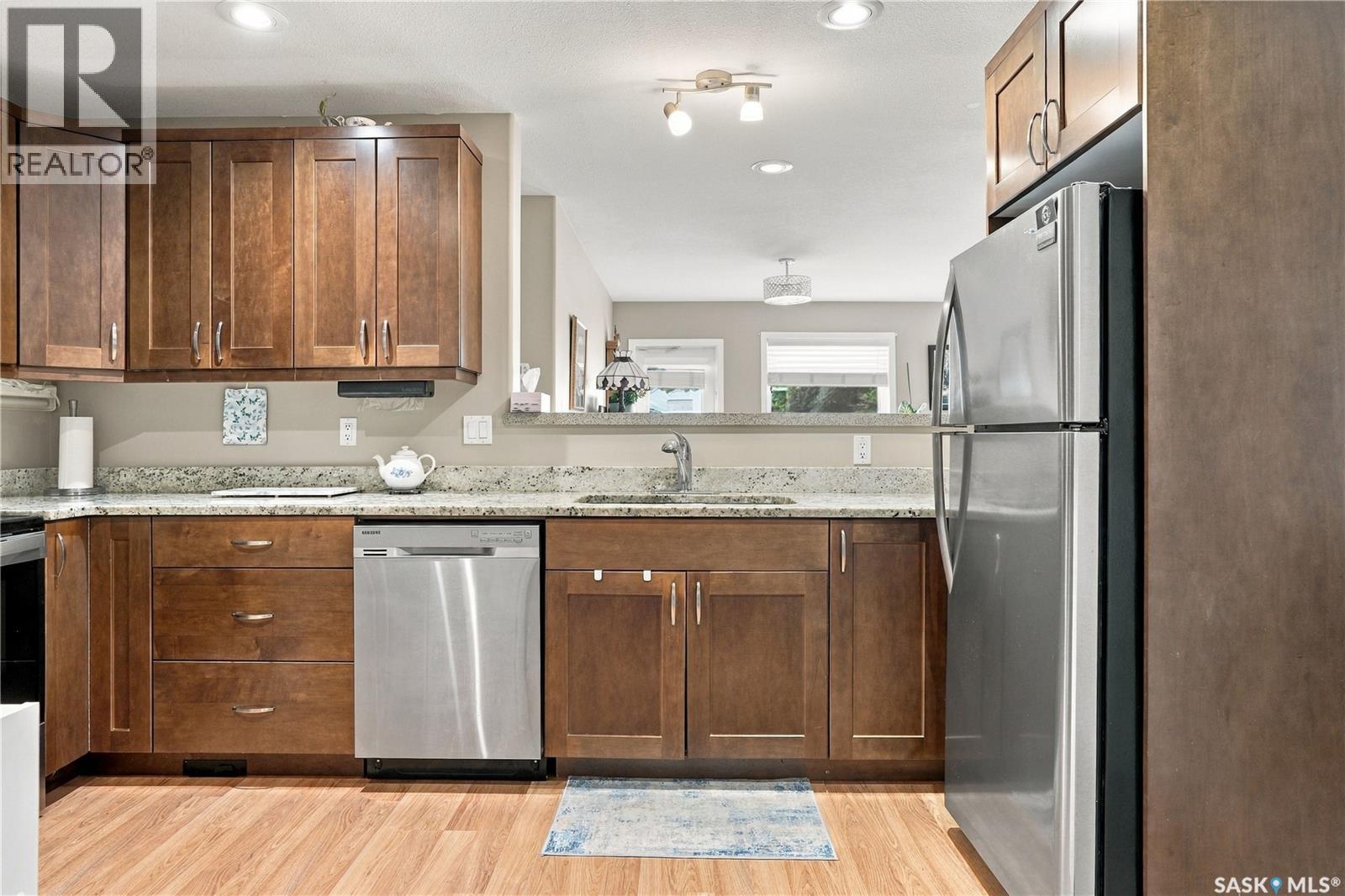 23 547 East Hampton Boulevard Property Photo 12