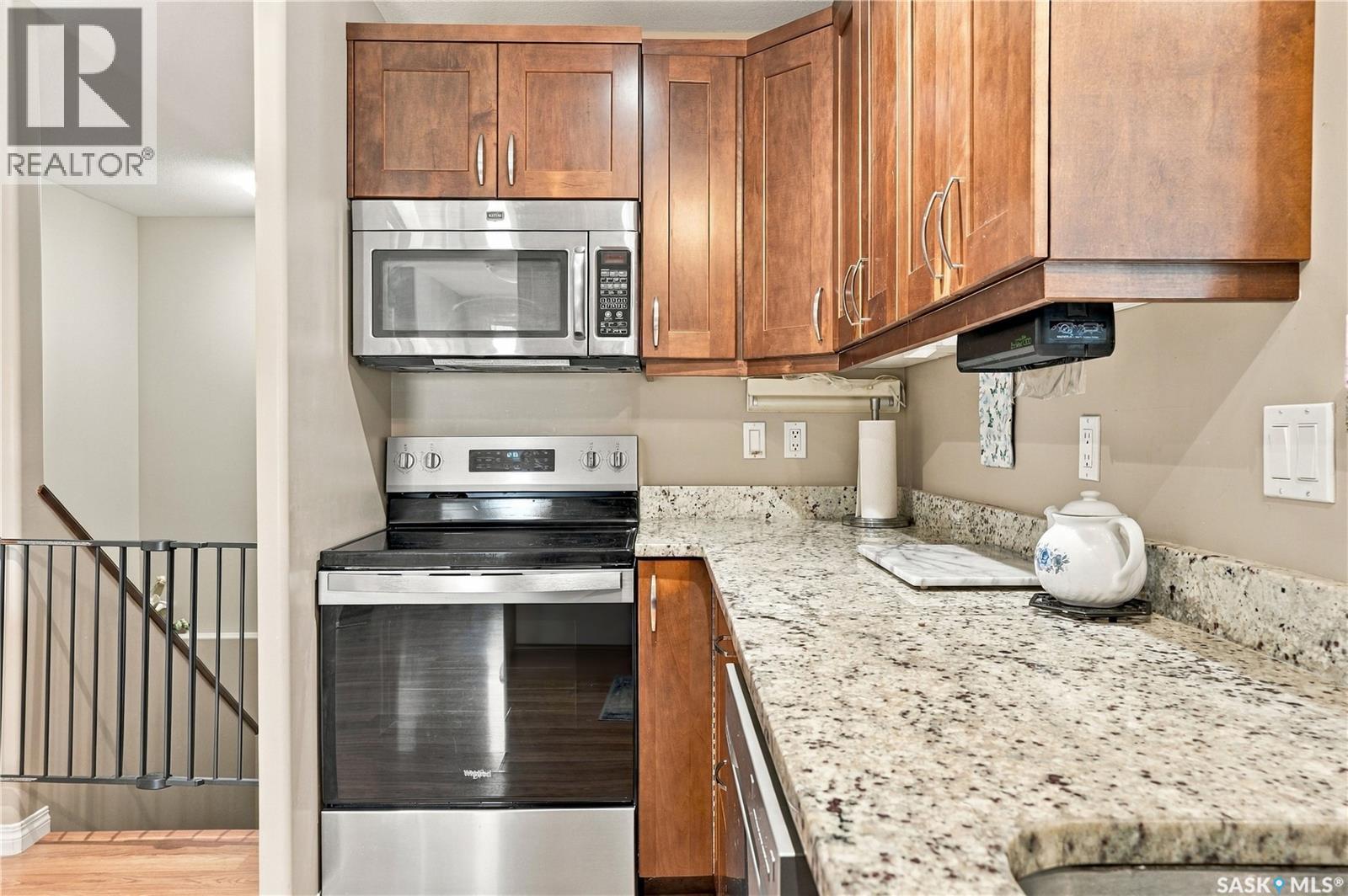 23 547 East Hampton Boulevard Property Photo 17