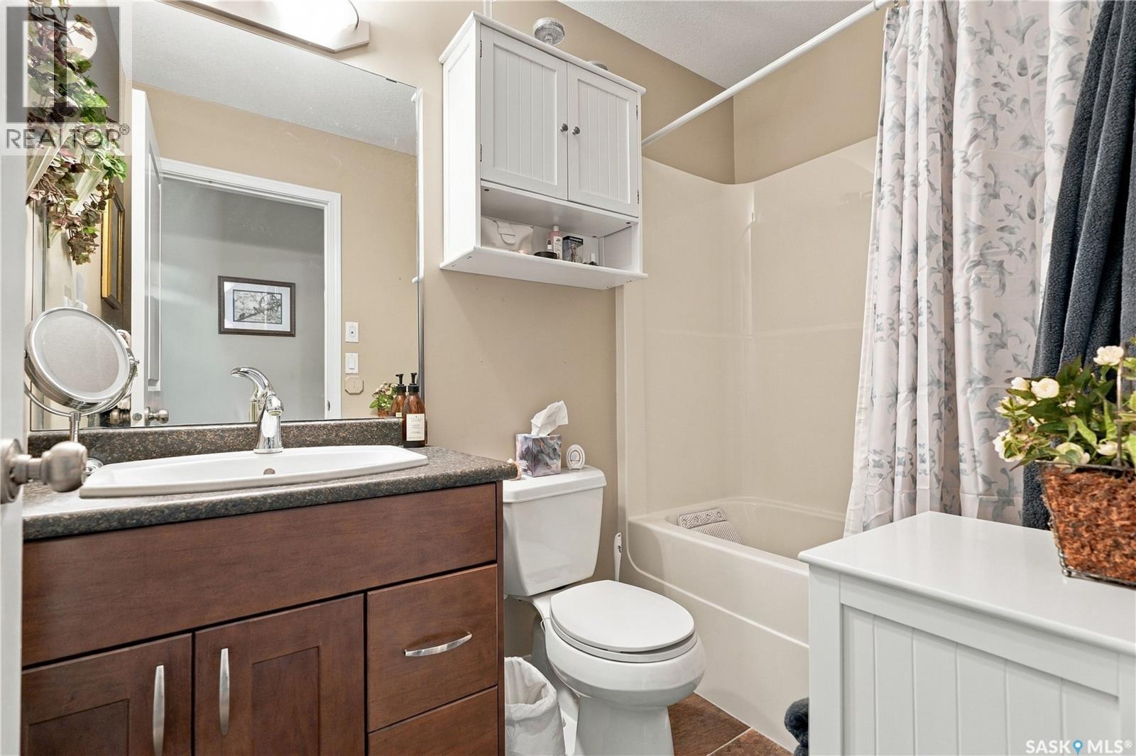 23 547 East Hampton Boulevard Property Photo 30