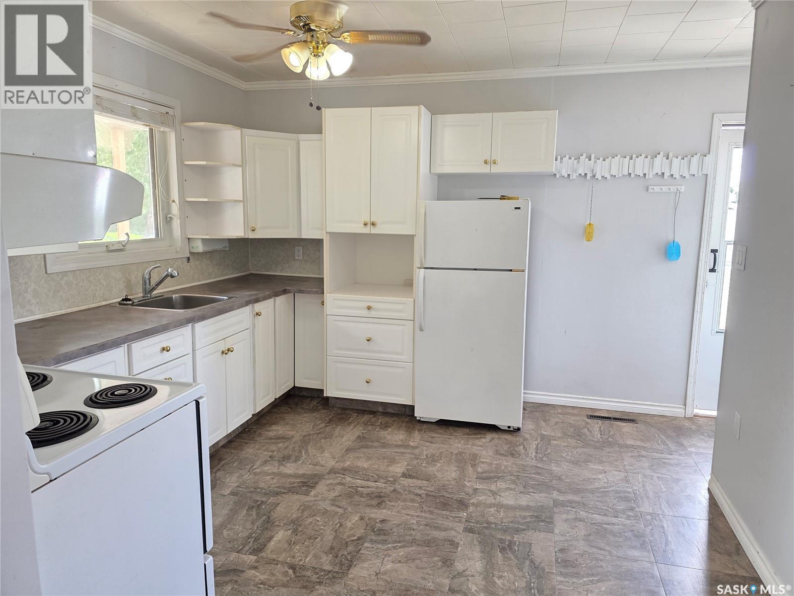 105 Ottawa Street Property Photo 8