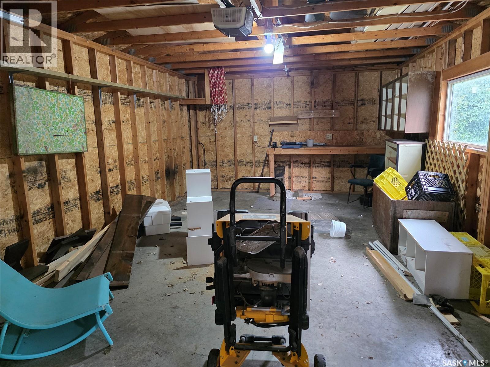 105 Ottawa Street Property Photo 26