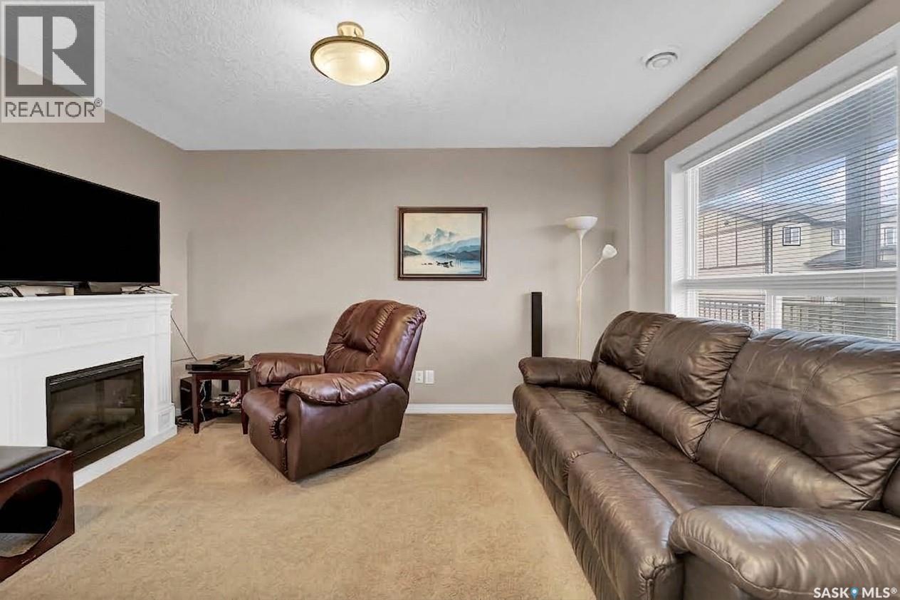 403 103 Klassen Crescent Property Photo 6