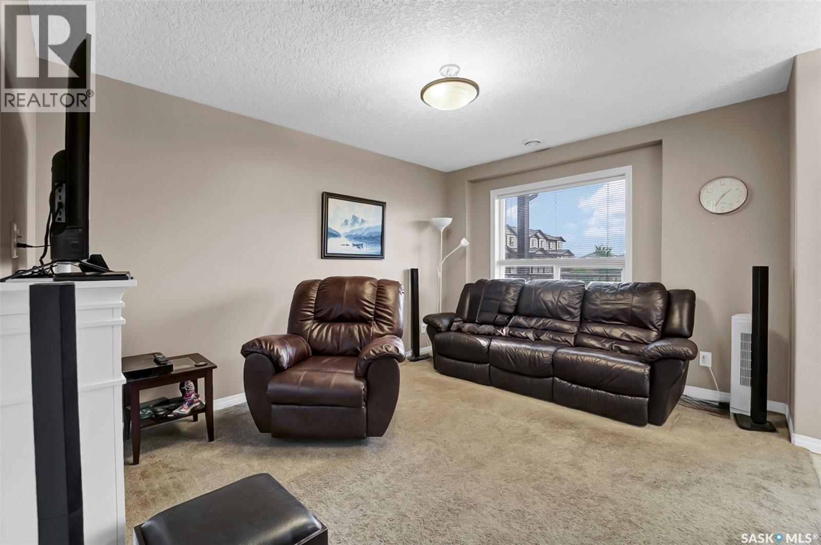 403 103 Klassen Crescent Property Photo 7