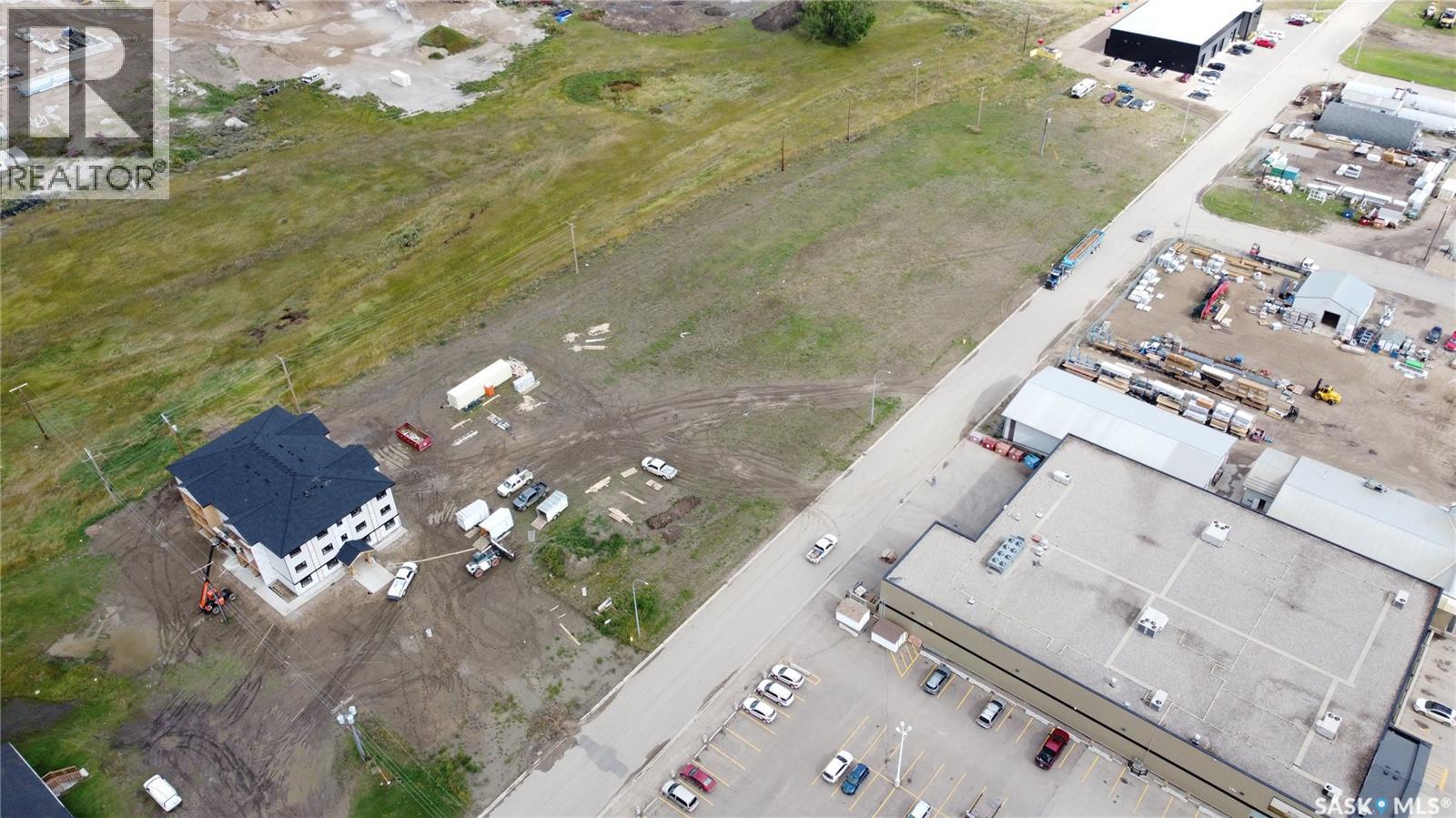 230 Railway Avenue Property Photo 5