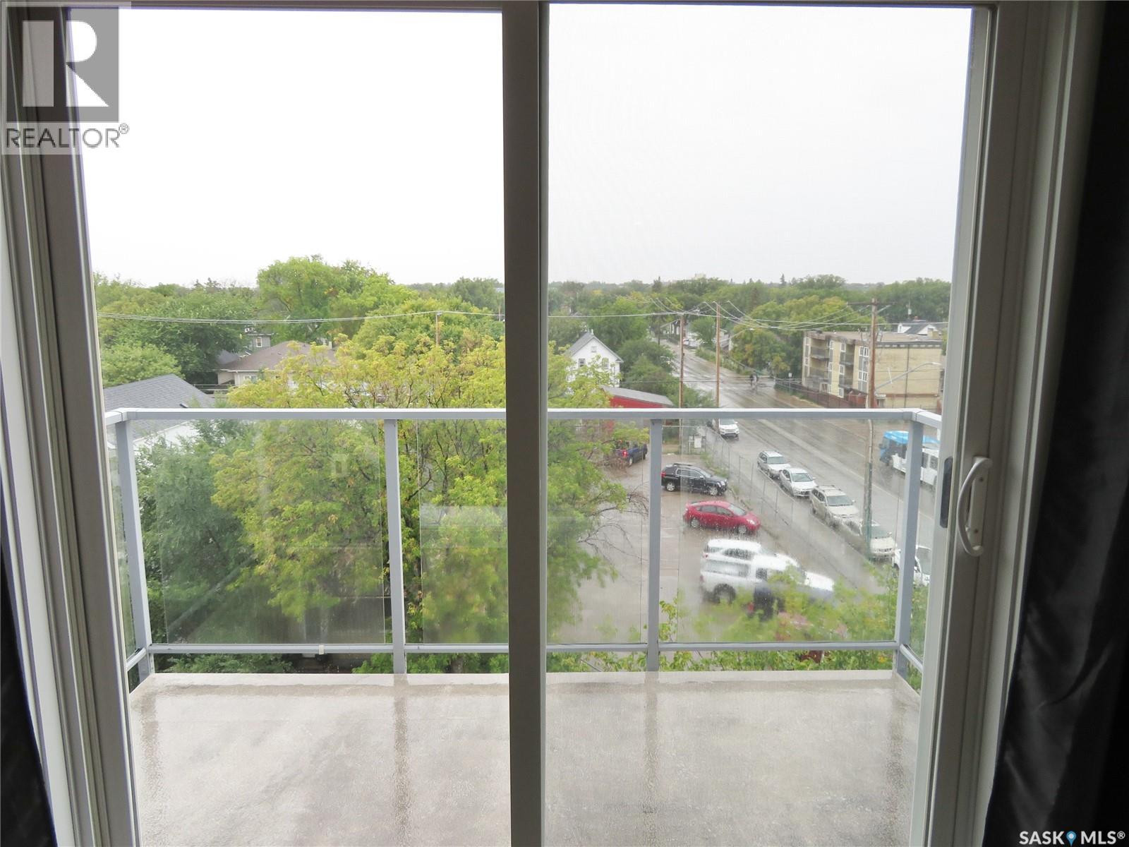 404 404 C Avenue S Property Photo 5