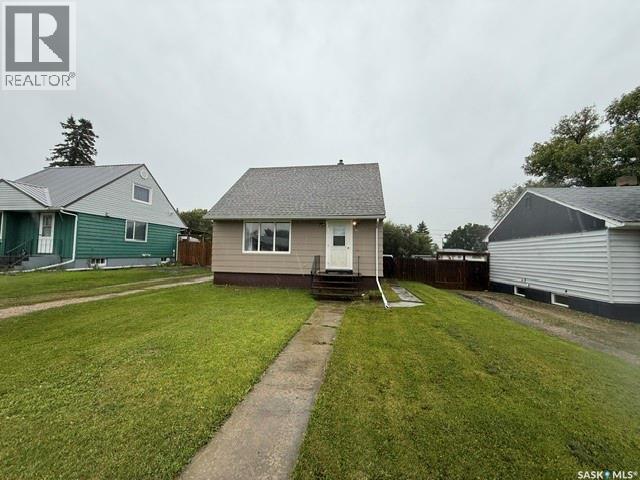 134 Miles Street Property Photo 1