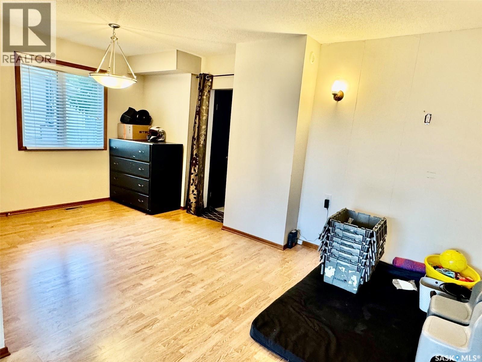 611 6th Street Property Photo 12