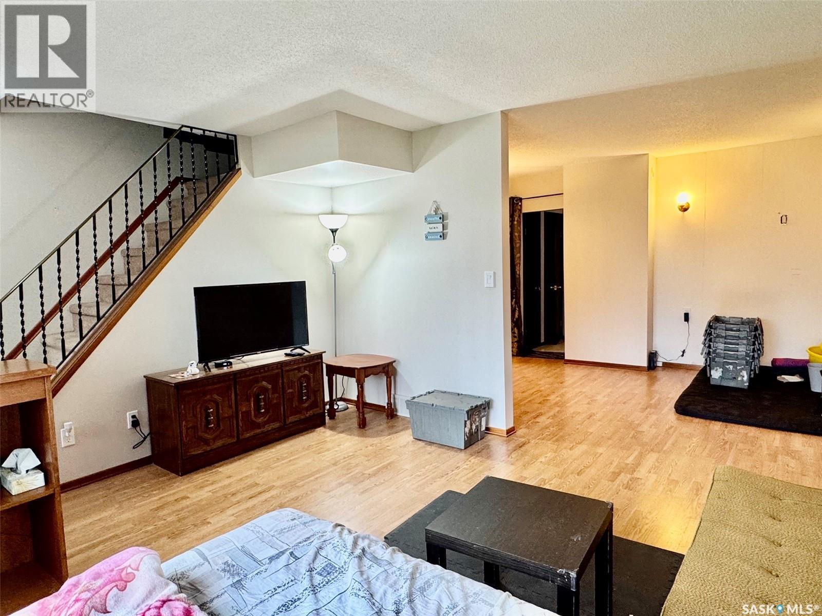 611 6th Street Property Photo 15