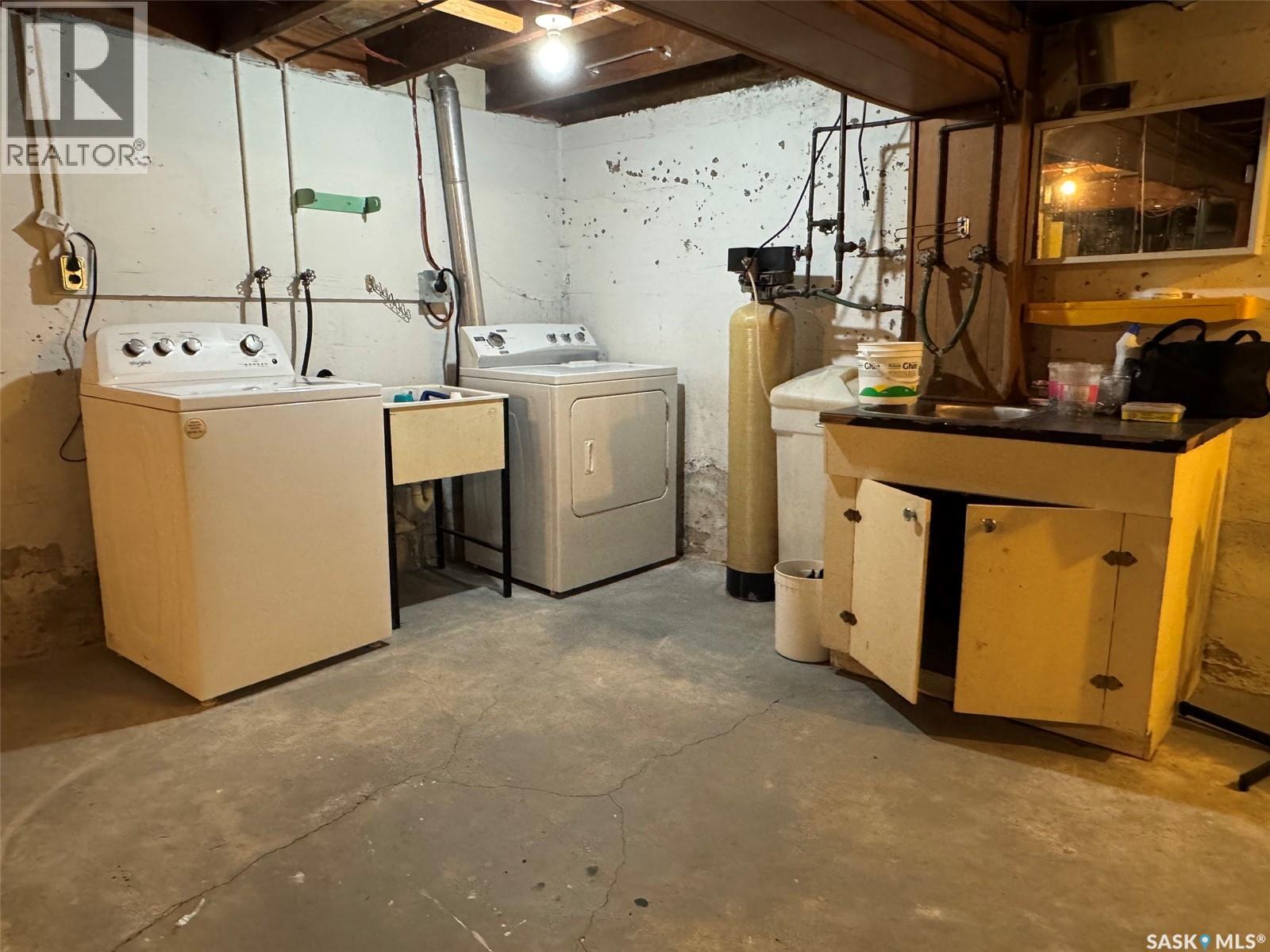 611 6th Street Property Photo 24